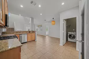 10047 Deer Track Ct, Houston, TX 77064 - Photo 8