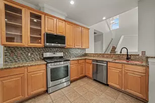 10047 Deer Track Ct, Houston, TX 77064 - Photo 8