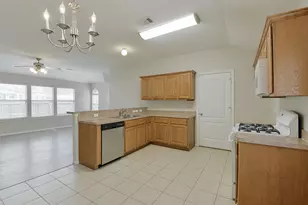 24415 Strong Pine Dr, Huffman, TX 77336 - Photo 10
