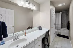 215 W Pineshadows Dr, Sour Lake, TX 77659 - Photo 32