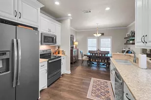 215 W Pineshadows Dr, Sour Lake, TX 77659 - Photo 46