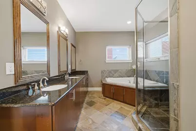 1036 W 24th Street, Houston, TX 77008 - Photo 24