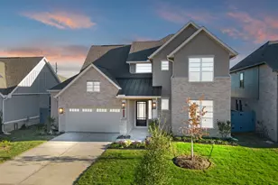 32445 Forktail Lk Dr, Fulshear, TX 77441 - Photo 2