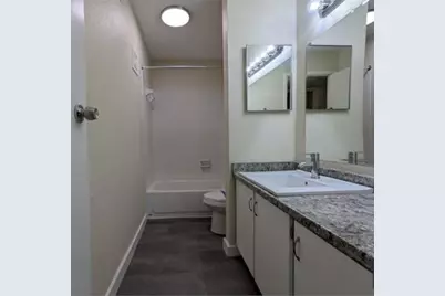 7200 W T C Jester Boulevard #203, Houston, TX 77088 - Photo 8