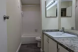 7200 W T C Jester Blvd, Houston, TX 77088 - Photo 8