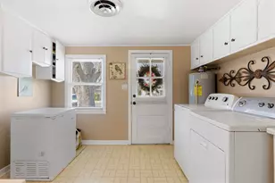 415 N Mechanic St, Weimar, TX 78962 - Photo 18