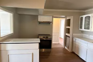 5530 Lakefield Dr, Houston, TX 77033 - Photo 8