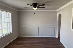 5530 Lakefield Dr, Houston, TX 77033 - Photo 4