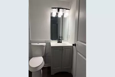 5530 Lakefield Drive, Houston, TX 77033 - Photo 22