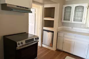 5530 Lakefield Dr, Houston, TX 77033 - Photo 1