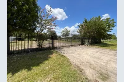13720 Fm 1764 Road, Santa Fe, TX 77517 - Photo 2