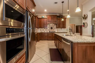 17007 Thomastone Lane, Humble, TX 77346 - Photo 6