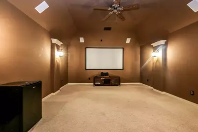17007 Thomastone Lane, Humble, TX 77346 - Photo 18