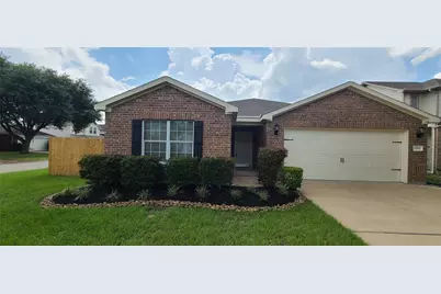 11826 Belle Court, Pinehurst, TX 77362 - Photo 2