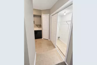 7975 Streamside Drive #2b, Houston, TX 77088 - Photo 8