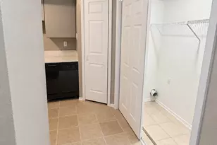 7975 Streamside Dr, Houston, TX 77088 - Photo 8