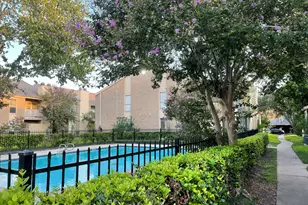 10211 Sugar Branch Dr, Houston, TX 77036 - Photo 10