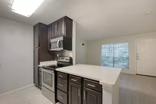 1860 White Oak Dr, Houston, TX 77009 - Photo 16