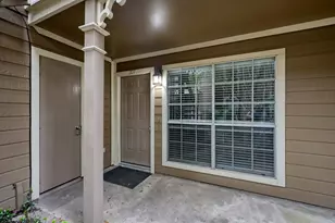 1860 White Oak Dr, Houston, TX 77009 - Photo 6