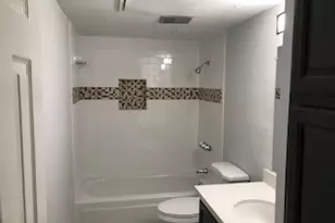 1860 White Oak Dr, Houston, TX 77009 - Photo 14