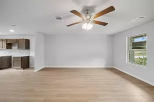 515 16th St St, Hempstead, TX 77445 - Photo 10