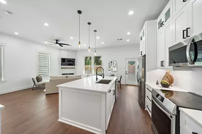 6128 Endeavor Heights Road, Houston, TX 77091 - Photo 6
