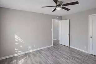 12218 Wild Pine Dr, Houston, TX 77039 - Photo 8