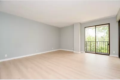 9333 Memorial Drive #306, Houston, TX 77024 - Photo 28