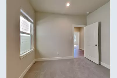 5704 Quinn Landing Road, Houston, TX 77091 - Photo 12
