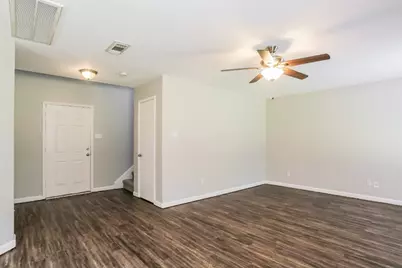 1910 Emerald Pathway Drive, Spring, TX 77388 - Photo 4