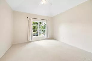 11705 Joan of Arc Dr, Hedwig Village, TX 77024 - Photo 30