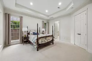 11705 Joan of Arc Dr, Hedwig Village, TX 77024 - Photo 18