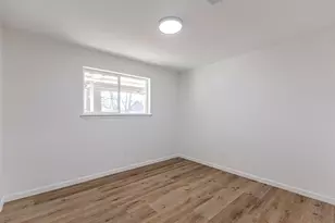 9214 Woodland Oaks Dr, Houston, TX 77040 - Photo 8