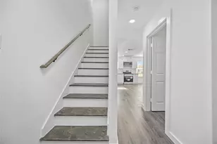 8226 Bigwood St, Houston, TX 77078 - Photo 4