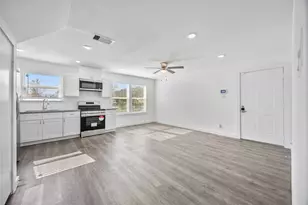 8226 Bigwood St, Houston, TX 77078 - Photo 2