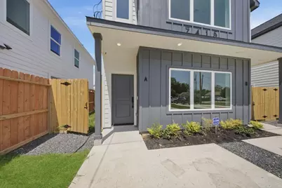 7417 Charlie Street #A/B, Houston, TX 77088 - Photo 2