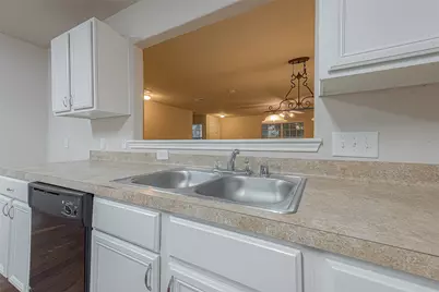 6352 Austinville Drive, Katy, TX 77449 - Photo 14