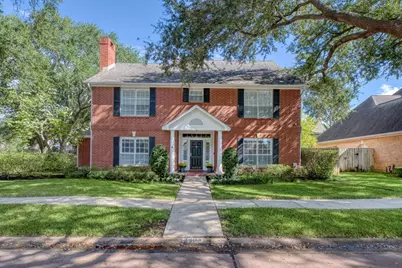 3403 Driftwood Court, Sugar Land, TX 77478 - Photo 2