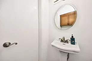 10615 Briar Forest Dr, Houston, TX 77042 - Photo 20