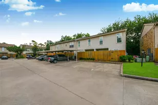 10615 Briar Forest Dr, Houston, TX 77042 - Photo 36