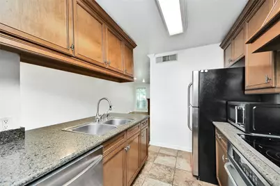 10615 Briar Forest Drive #1001, Houston, TX 77042 - Photo 18