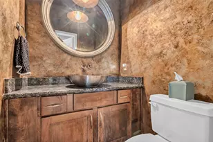 2413 Ralph St, Houston, TX 77006 - Photo 10