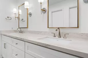 727 Bunker Hill Rd, Houston, TX 77024 - Photo 42
