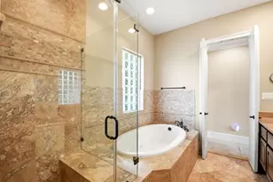 1652 Norfolk St, Houston, TX 77006 - Photo 32
