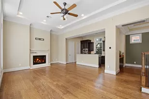 1652 Norfolk St, Houston, TX 77006 - Photo 10