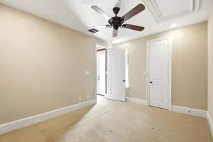 1652 Norfolk St, Houston, TX 77006 - Photo 48
