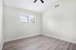 13423 Highland Castle Ln, Houston, TX 77015 - Photo 16