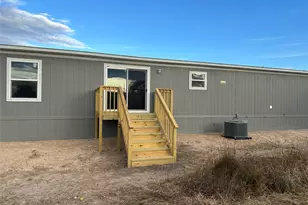 822 E Fannin St, La Grange, TX 78945 - Photo 4