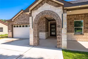 8133 Wetherby Ln, Houston, TX 77075 - Photo 2