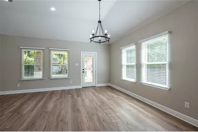 8133 Wetherby Lane, Houston, TX 77075 - Photo 12